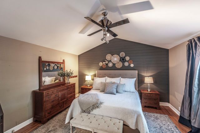 1745 Saundersville Rd, Hendersonville, TN 37075