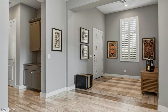 12335 Skyracer Drive, Las Vegas, NV 89138