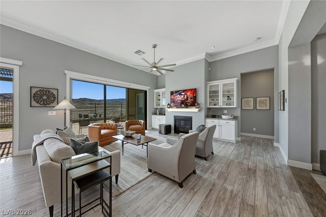 12335 Skyracer Drive, Las Vegas, NV 89138