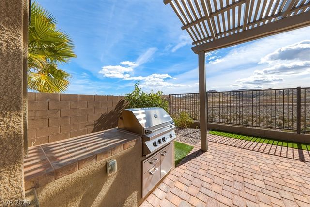 12335 Skyracer Drive, Las Vegas, NV 89138