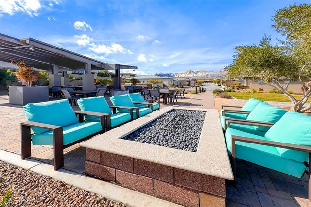 12335 Skyracer Drive, Las Vegas, NV 89138