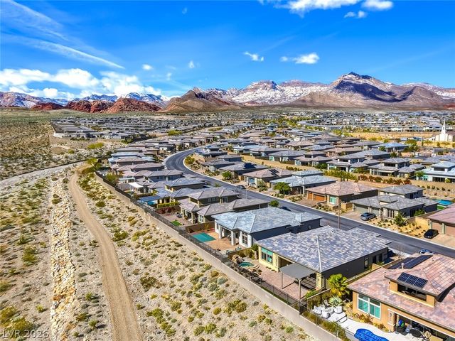 12335 Skyracer Drive, Las Vegas, NV 89138