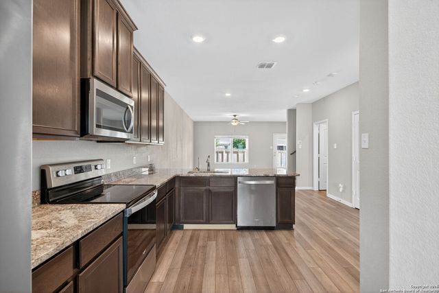 6406 Underwood, San Antonio, TX 78252