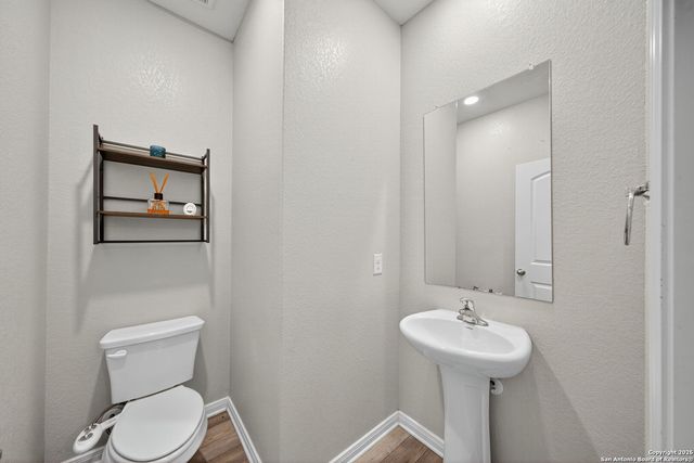 6406 Underwood, San Antonio, TX 78252