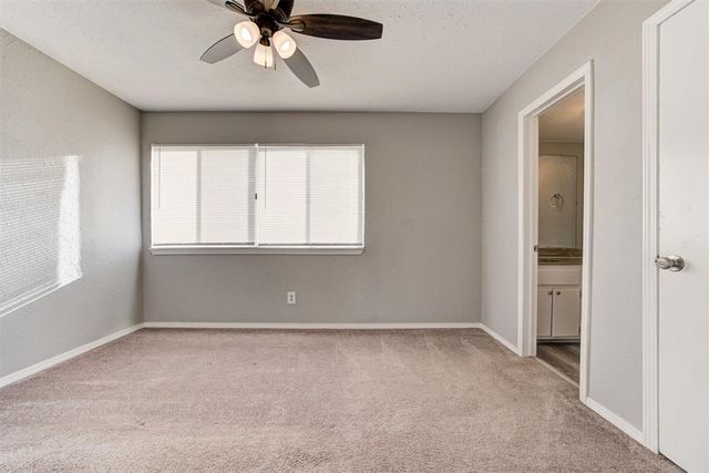 1622 E Claudia Street, Norman, OK 73071
