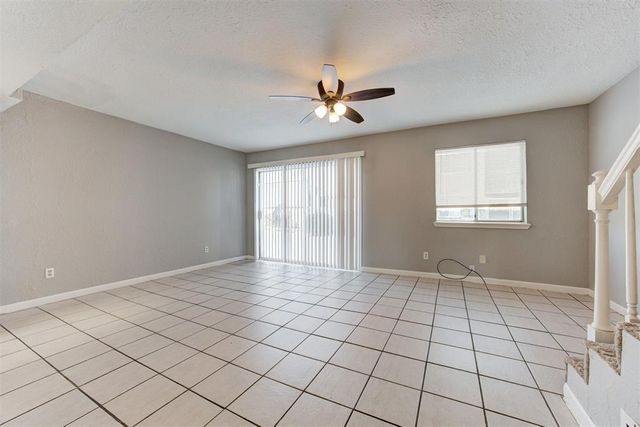 1622 E Claudia Street, Norman, OK 73071