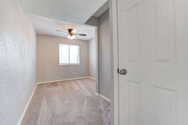 1622 E Claudia Street, Norman, OK 73071