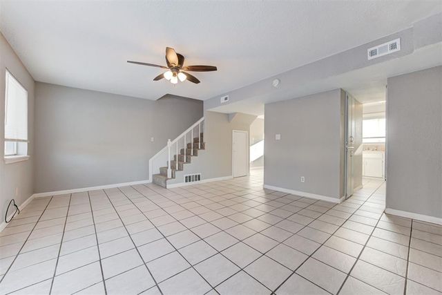 1622 E Claudia Street, Norman, OK 73071