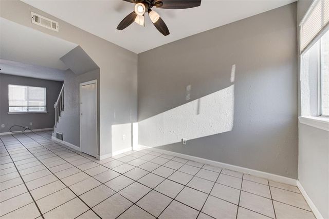 1622 E Claudia Street, Norman, OK 73071