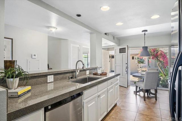 213 Via Osuna, Rancho Santa Fe, CA 92091