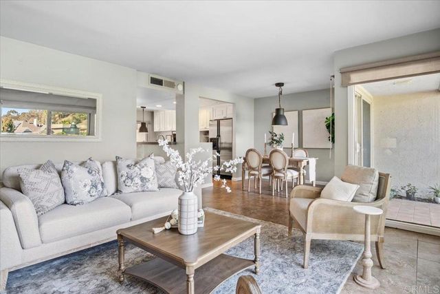 213 Via Osuna, Rancho Santa Fe, CA 92091