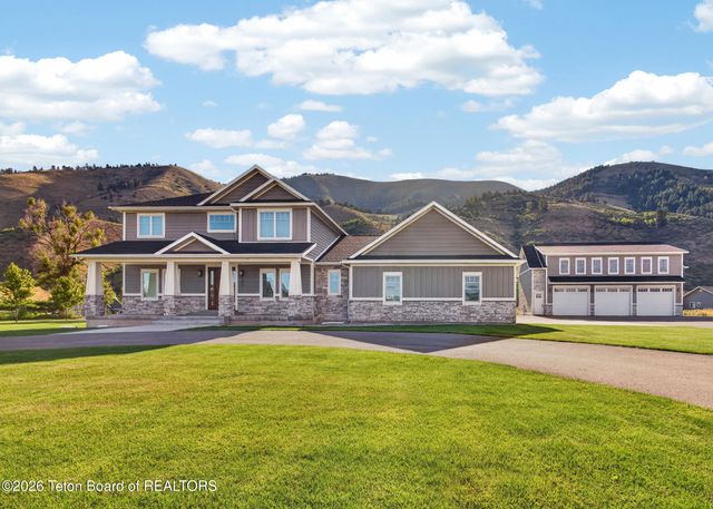 233 YOUNG Lane, Afton, WY 83110
