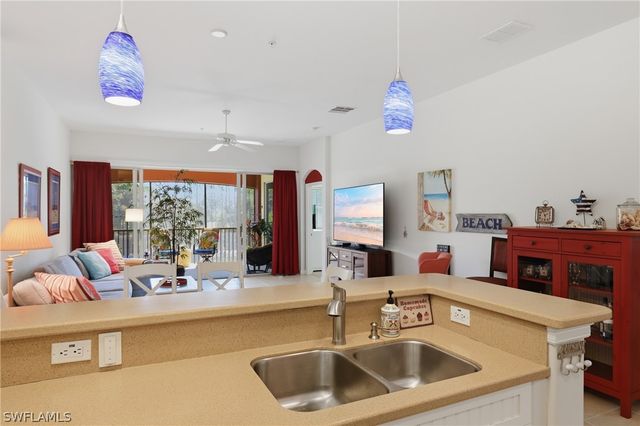 8601 Piazza Del Lago CIR 203, Estero, FL 33928