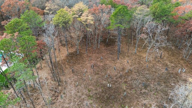 16 Sophia Court, Westhampton, NY 11977