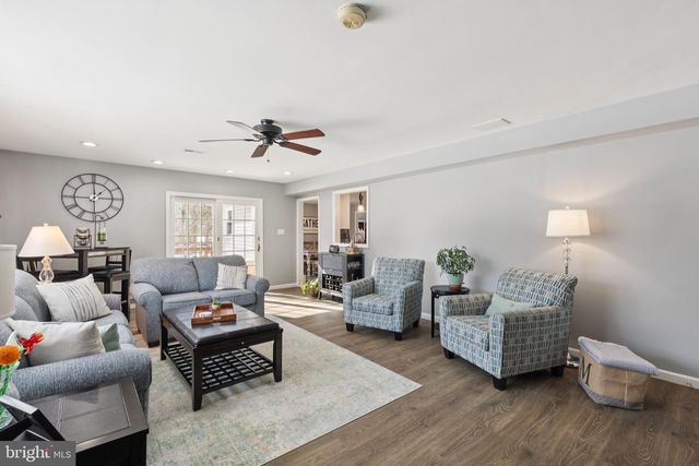 404 ENFIELD RD, Oreland, PA 19075