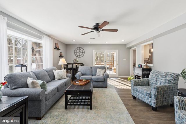 404 ENFIELD RD, Oreland, PA 19075