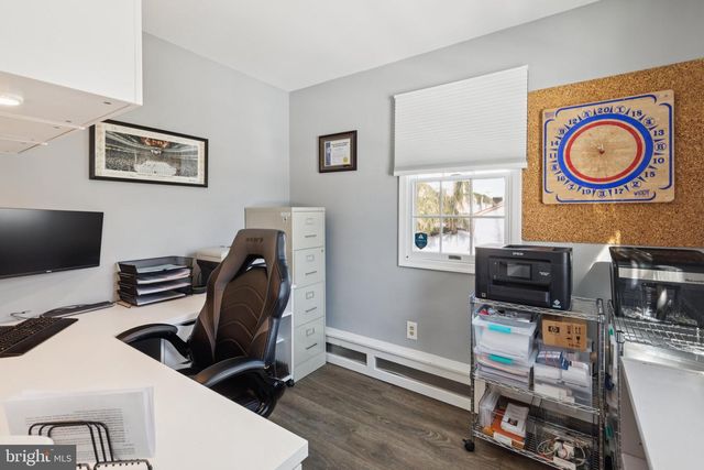 404 ENFIELD RD, Oreland, PA 19075