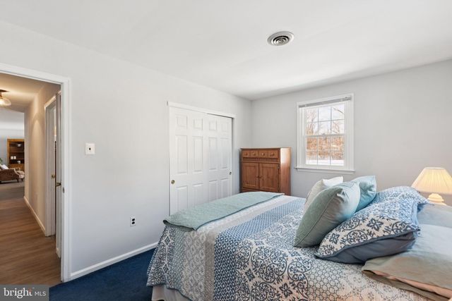 404 ENFIELD RD, Oreland, PA 19075