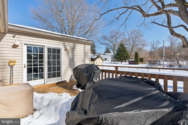 404 ENFIELD RD, Oreland, PA 19075