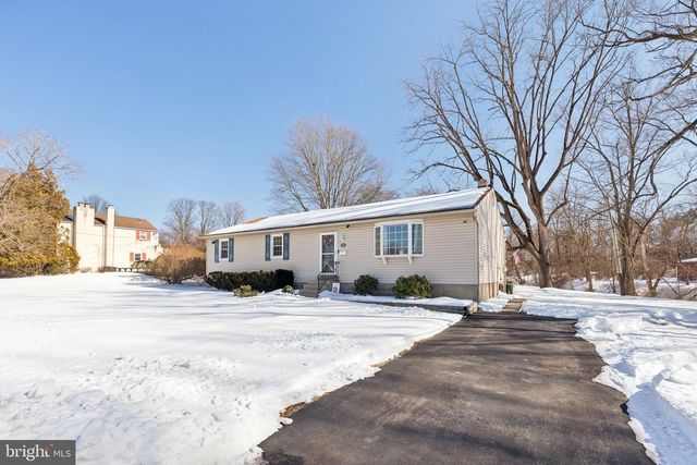 404 ENFIELD RD, Oreland, PA 19075