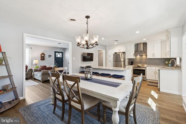 404 ENFIELD RD, Oreland, PA 19075