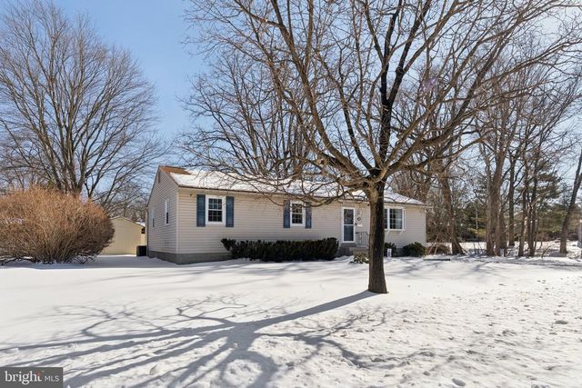 404 ENFIELD RD, Oreland, PA 19075