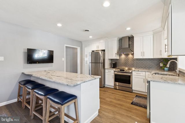 404 ENFIELD RD, Oreland, PA 19075