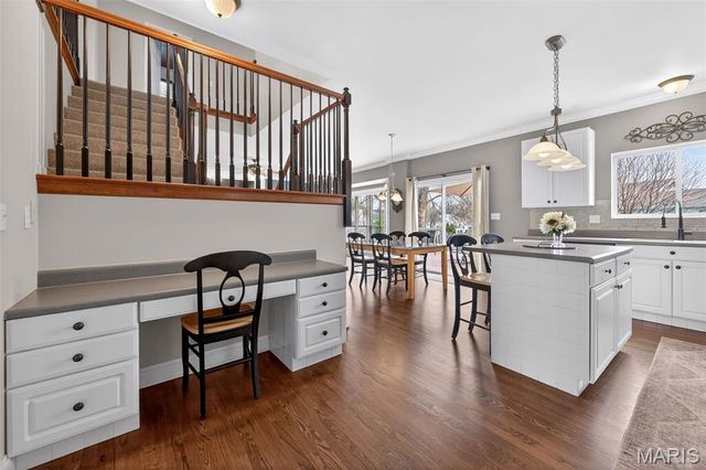 1334 Auburn Hills Dr Drive, St Charles, MO 63304