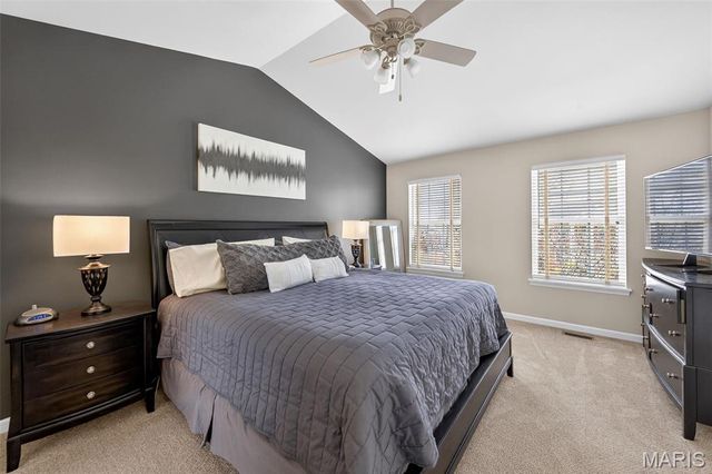 1334 Auburn Hills Dr Drive, St Charles, MO 63304