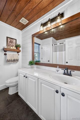 1334 Auburn Hills Dr Drive, St Charles, MO 63304