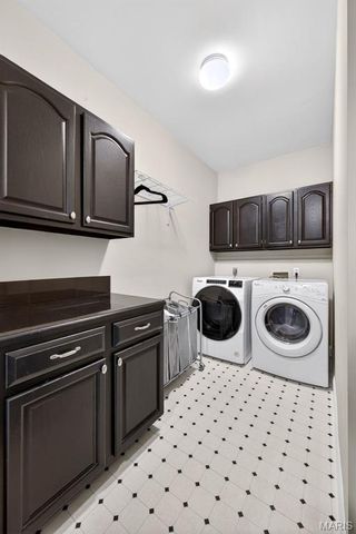 1334 Auburn Hills Dr Drive, St Charles, MO 63304