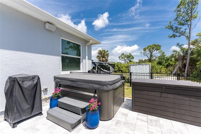 15105 ALDAMA CIRCLE, Port Charlotte, FL 33981