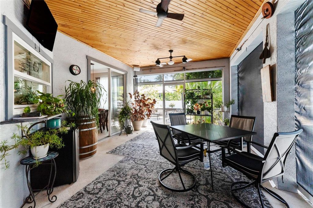 Image 43 of property listing at 15105 ALDAMA CIRCLE, Port Charlotte, FL 33981