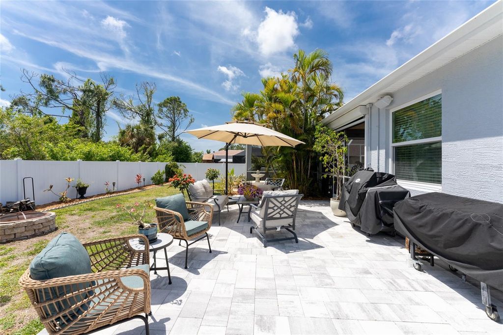 Image 52 of property listing at 15105 ALDAMA CIRCLE, Port Charlotte, FL 33981