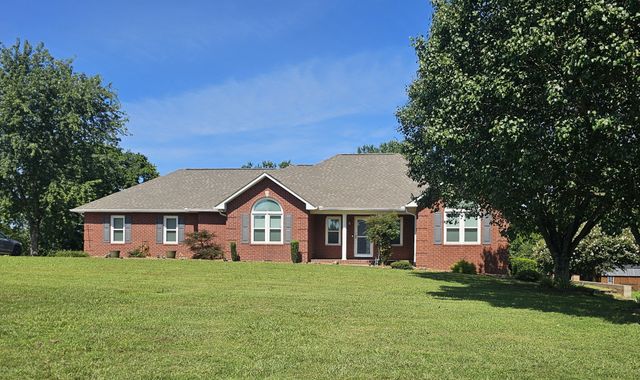 262 Crimson Dr, Winchester, TN 37398