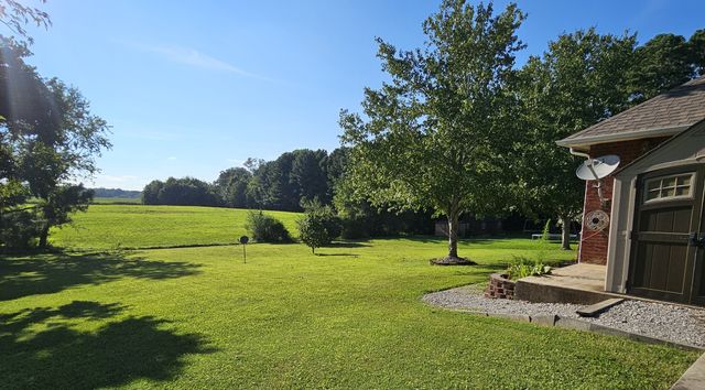 262 Crimson Dr, Winchester, TN 37398