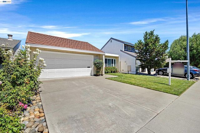 4042 Rennellwood Way, Pleasanton, CA 94566