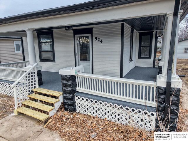 924 Plum Street, Lincoln, NE 68502