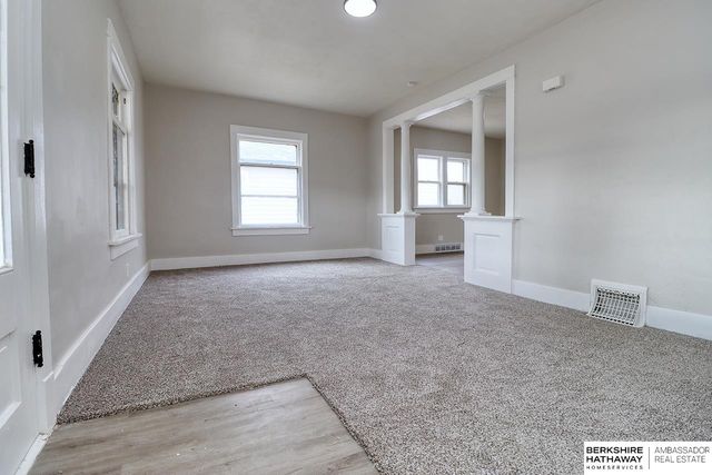 924 Plum Street, Lincoln, NE 68502