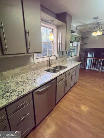 5633 Breezy Court SW, Lilburn, GA 30047