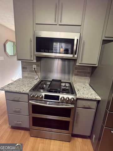 5633 Breezy Court SW, Lilburn, GA 30047