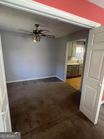 5633 Breezy Court SW, Lilburn, GA 30047