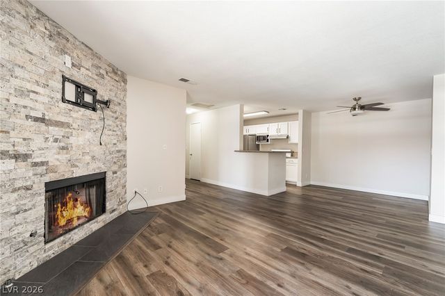 2200 South Fort Apache Road 2182, Las Vegas, NV 89117