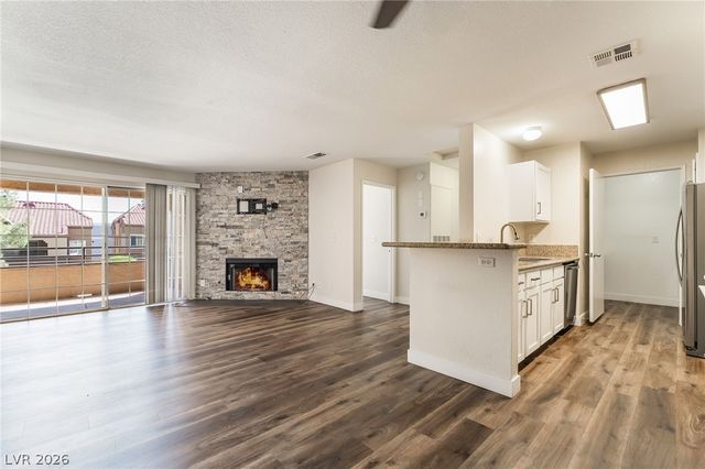 2200 South Fort Apache Road 2182, Las Vegas, NV 89117