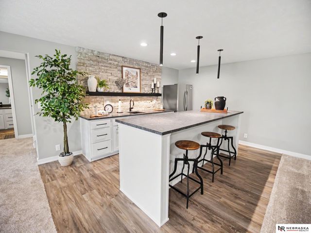 8010 Patrick Avenue, Lincoln, NE 68516