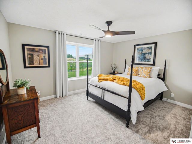 8010 Patrick Avenue, Lincoln, NE 68516