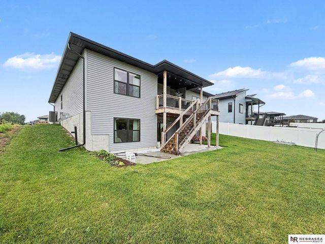 8010 Patrick Avenue, Lincoln, NE 68516