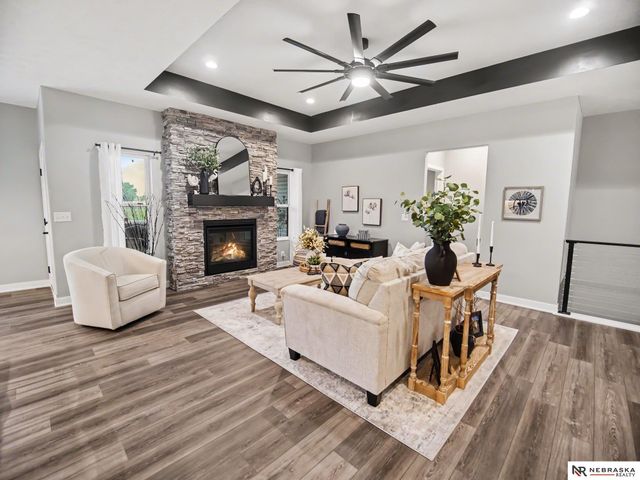 8010 Patrick Avenue, Lincoln, NE 68516