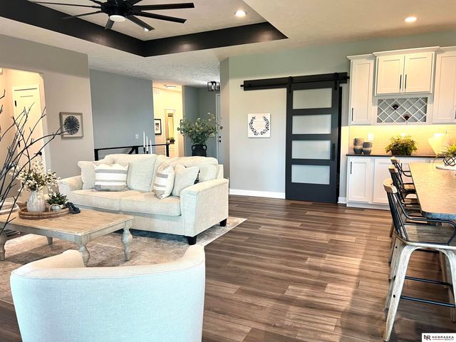 8010 Patrick Avenue, Lincoln, NE 68516