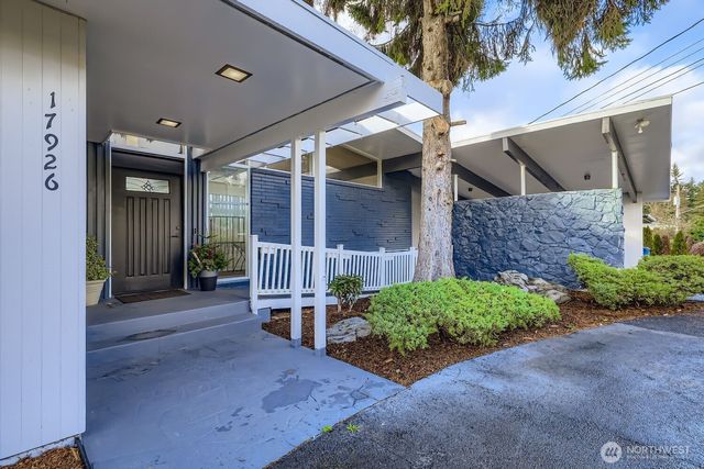 17926 73rd Avenue W, Edmonds, WA 98026